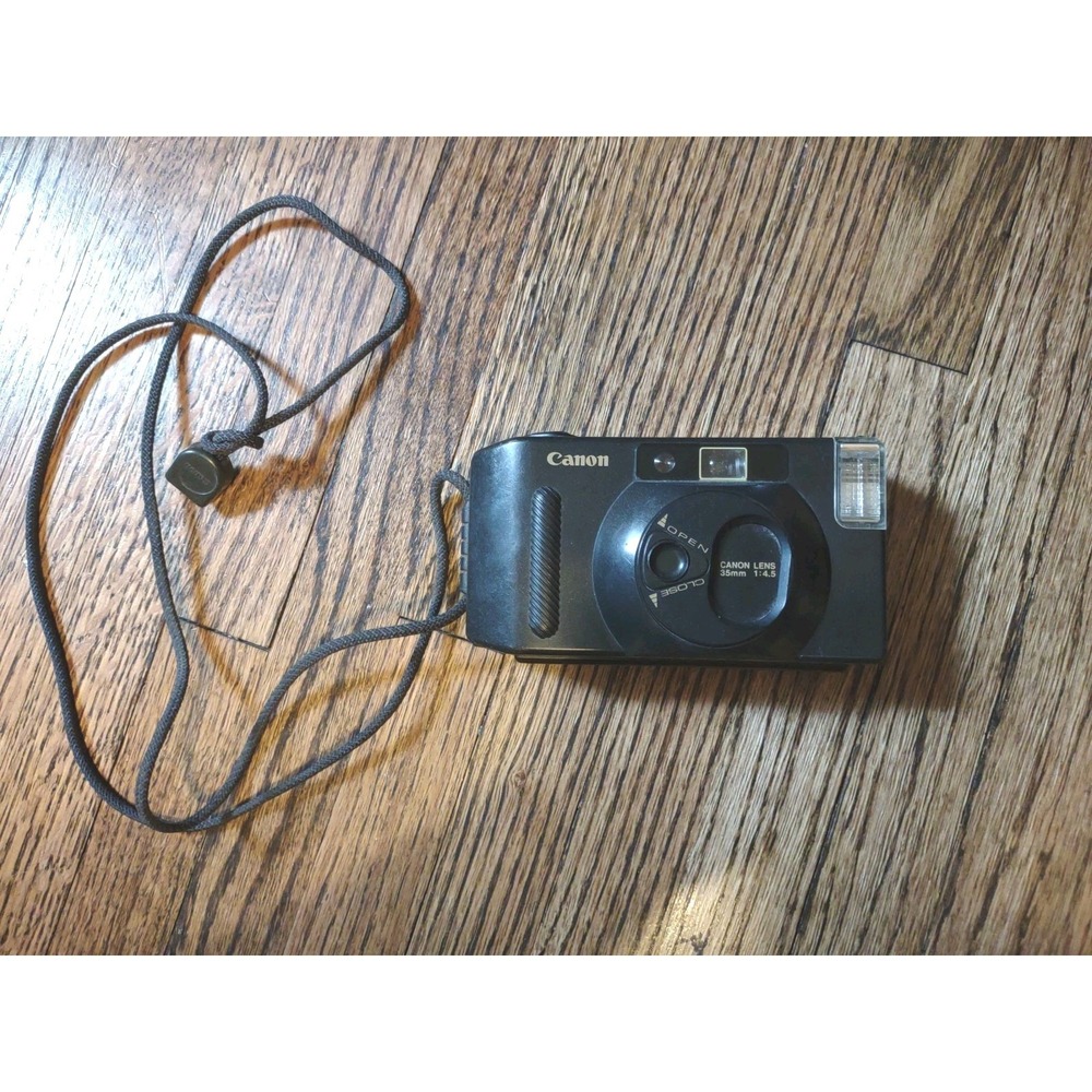 Canon Snappy S 35mm Film‎ Camera Black 35mm f/4.5 Lens for Parts Repair